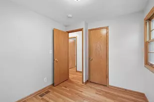 5200 Aldrich Ave N, Minneapolis, MN 55430 - Photo 13