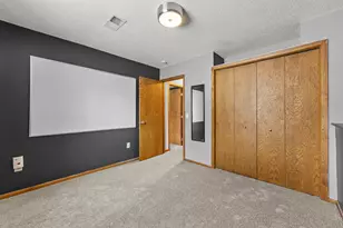 13912 Xerxes Ave S, Burnsville, MN 55337 - Photo 39