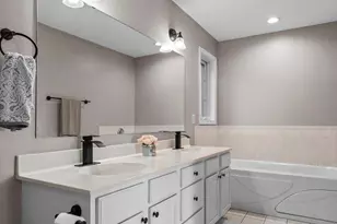 291 Appleblossom Ln E, Shakopee, MN 55379 - Photo 25