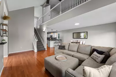 291 Appleblossom Lane E, Shakopee, MN 55379 - Photo 3