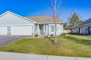 1427 Ravoux Ln, Chaska, MN 55318 - Photo 1