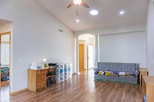 1427 Ravoux Ln, Chaska, MN 55318 - Photo 23