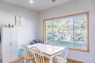 1427 Ravoux Ln, Chaska, MN 55318 - Photo 17