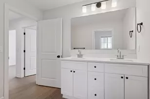 628 Franklin St, Roberts, WI 54023 - Photo 25