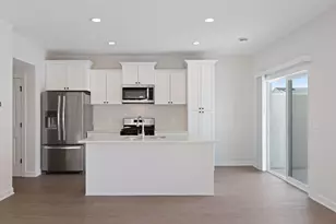 628 Franklin St, Roberts, WI 54023 - Photo 5