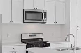 628 Franklin St, Roberts, WI 54023 - Photo 7