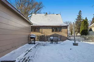 502 12th St N, Moorhead, MN 56560 - Photo 3