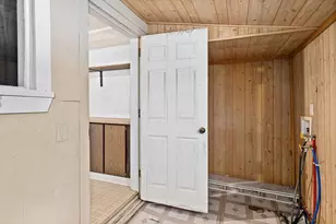 328 S 57th Ave W, Duluth, MN 55807 - Photo 15