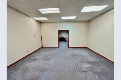 105 E Lincoln Avenue, Fergus Falls, MN 56537 - Photo 17