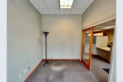 105 E Lincoln Avenue, Fergus Falls, MN 56537 - Photo 9