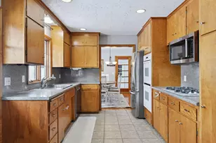 16600 Canterbury Dr, Minnetonka, MN 55345 - Photo 11