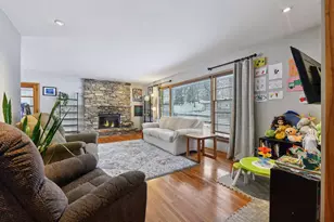 16600 Canterbury Dr, Minnetonka, MN 55345 - Photo 3