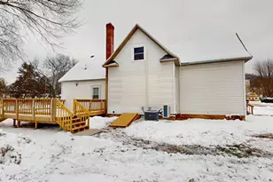 104 W 5th St, Cochrane, WI 54622 - Photo 37