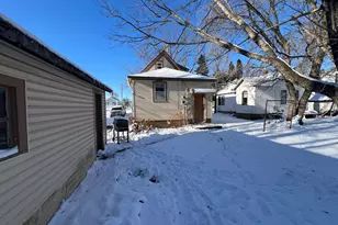 1018 1st St SE, Wadena, MN 56482 - Photo 3