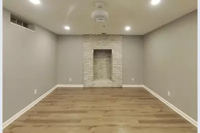 820 Shenandoah Lane N, Plymouth, MN 55447 - Photo 7