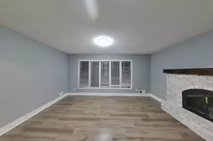 820 Shenandoah Ln N, Plymouth, MN 55447 - Photo 3