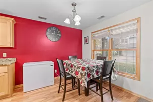 1883 Garden Way, Saint Paul, MN 55119 - Photo 11