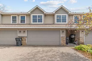 1883 Garden Way, Saint Paul, MN 55119 - Photo 5