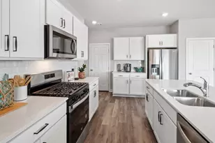 1034 Goldenrod Trl, Waconia, MN 55387 - Photo 3