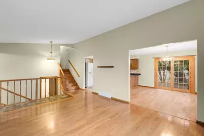 8316 Hampshire Avenue N, Brooklyn Park, MN 55445 - Photo 5