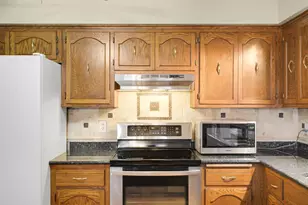 8316 Hampshire Ave N, Brooklyn Park, MN 55445 - Photo 17