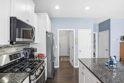 1315 Lylewood Parkway, Carver, MN 55315 - Photo 15