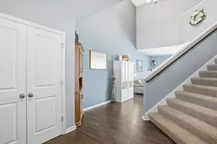 1315 Lylewood Pkwy, Carver, MN 55315 - Photo 9