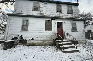 323 Main St, Manchester, MN 56007 - Photo 9