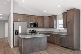 425 Emma St, Norwood Young America, MN 55368 - Photo 11