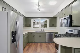 20685 Holiday Ave, Lakeville, MN 55044 - Photo 5