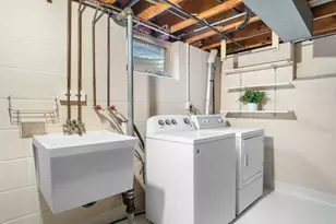 8341 Ewing Rd, Bloomington, MN 55431 - Photo 19