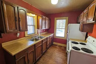 118 Getchell Ave NE, Bagley, MN 56621 - Photo 9