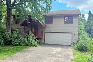 8265 Cypress Ln, Eden Prairie, MN 55347 - Photo 1