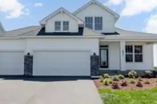 2185 Eustis St, Roseville, MN 55113 - Photo 1