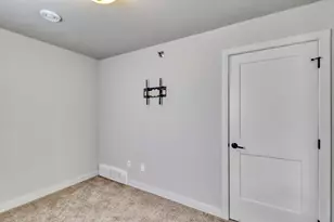 4106 Arthur Dr, Fargo, ND 58104 - Photo 31