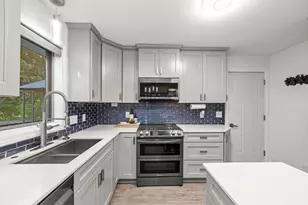 1569 Lancaster Ln, Eagan, MN 55122 - Photo 11