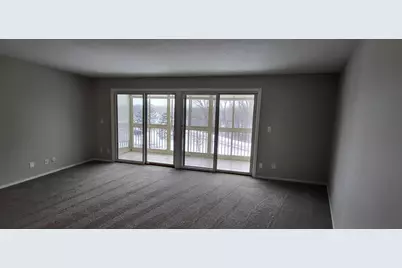 120 E Demont Avenue #214, Little Canada, MN 55117 - Photo 19