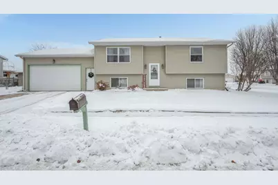 4917 25th Avenue NW, Rochester, MN 55901 - Photo 1