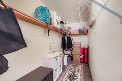 927 Pond View Court, Vadnais Heights, MN 55127 - Photo 17