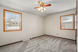 10933 Gettysburg Ave N, Champlin, MN 55316 - Photo 17