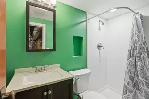 1047 Jameson Steet, Saint Paul, MN 55103 - Photo 15