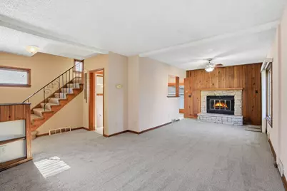 1047 Jameson Steet, Saint Paul, MN 55103 - Photo 5