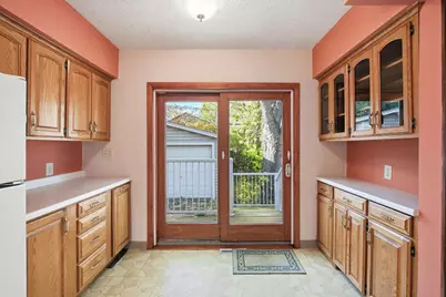 1047 Jameson Steet, Saint Paul, MN 55103 - Photo 9