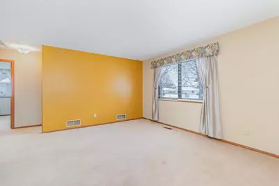 103 96th Lane NE, Blaine, MN 55434 - Photo 9