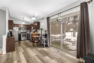 10 Woodpecker Ridge Rd, Excelsior, MN 55331 - Photo 5