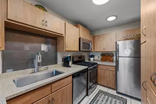 11313 Xavier Rd, Bloomington, MN 55437 - Photo 15