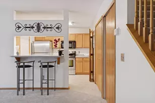 717 Mariner Way, Woodbury, MN 55129 - Photo 7