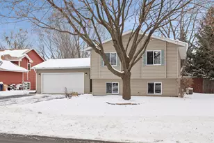 18430 Embers Ave, Farmington, MN 55024 - Photo 3