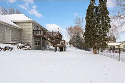 1521 Crest Drive, Chaska, MN 55318 - Photo 35