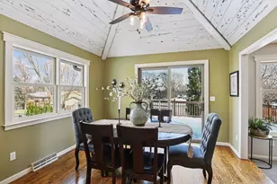 1521 Crest Dr, Chaska, MN 55318 - Photo 9